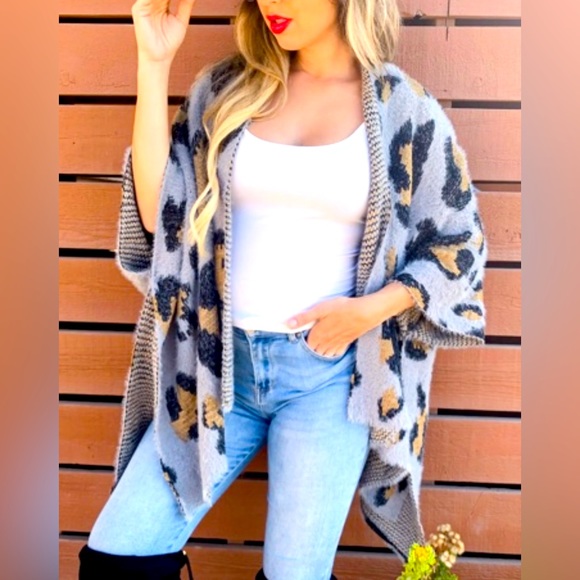 Grey Leopard Printed Soft Kimono Cardigan - Picture 2 of 3